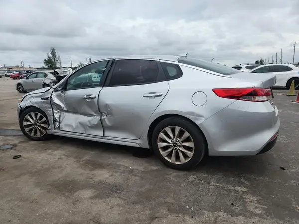 5XXGT4L3XJG268993 2018 KIA OPTIMA - Image 2