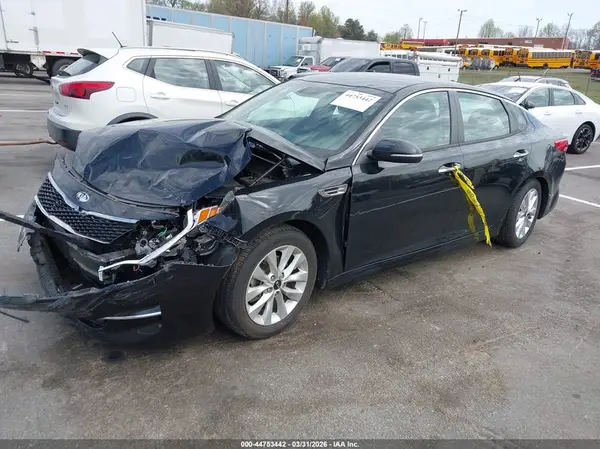 5XXGT4L3XJG269173 2018 KIA OPTIMA - Image 2