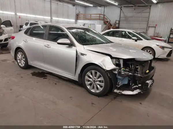 5XXGT4L3XJG271103 2018 KIA OPTIMA - Image 1