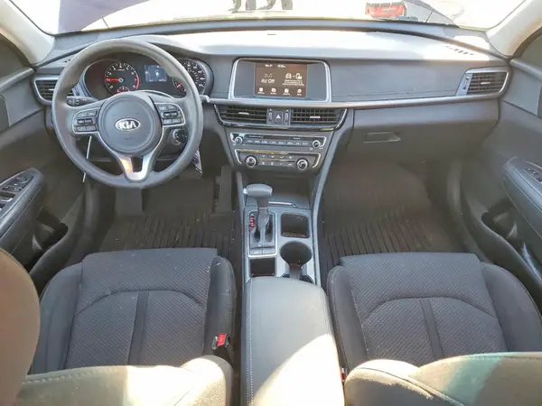 5XXGT4L3XJG272431 2018 KIA OPTIMA - Image 8