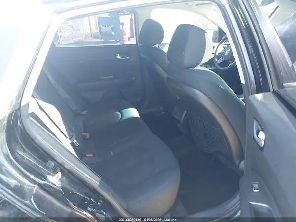5XXGT4L3XKG276318 2019 KIA OPTIMA - Image 8