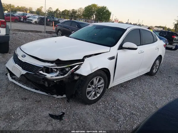 5XXGT4L3XKG277825 2019 KIA OPTIMA - Image 2