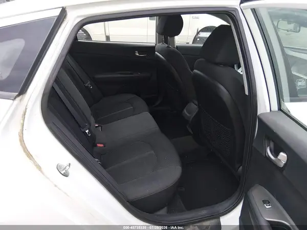 5XXGT4L3XKG278666 2019 KIA OPTIMA - Image 8