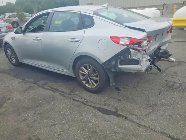 5XXGT4L3XKG284791 2019 KIA OPTIMA - Image 2