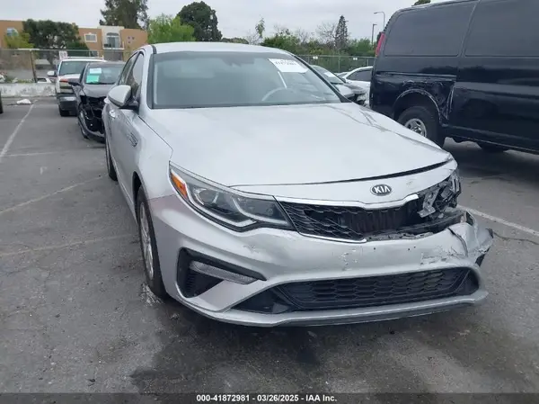5XXGT4L3XKG285486 2019 KIA OPTIMA - Image 1