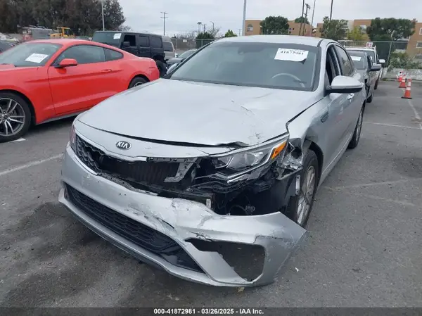 5XXGT4L3XKG285486 2019 KIA OPTIMA - Image 2
