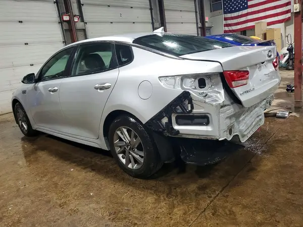 5XXGT4L3XKG290235 2019 KIA OPTIMA - Image 2