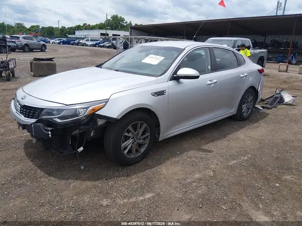 5XXGT4L3XKG293233 2019 KIA OPTIMA - Image 2
