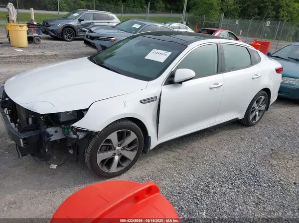 5XXGT4L3XKG294267 2019 KIA OPTIMA - Image 2