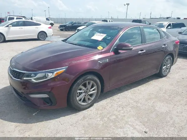 5XXGT4L3XKG300245 2019 KIA OPTIMA - Image 2