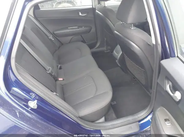 5XXGT4L3XKG304182 2019 KIA OPTIMA - Image 8