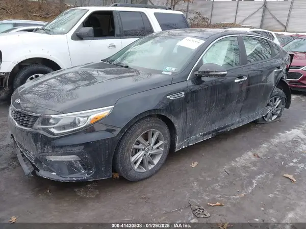 5XXGT4L3XKG305011 2019 KIA OPTIMA - Image 2