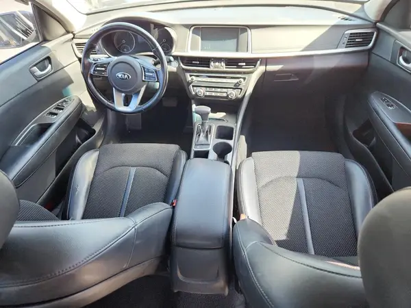 5XXGT4L3XKG306319 2019 KIA OPTIMA - Image 8
