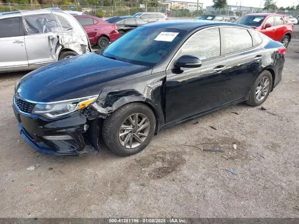5XXGT4L3XKG307373 2019 KIA OPTIMA - Image 2