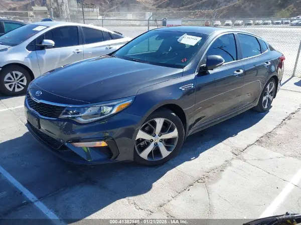 5XXGT4L3XKG313593 2019 KIA OPTIMA - Image 2