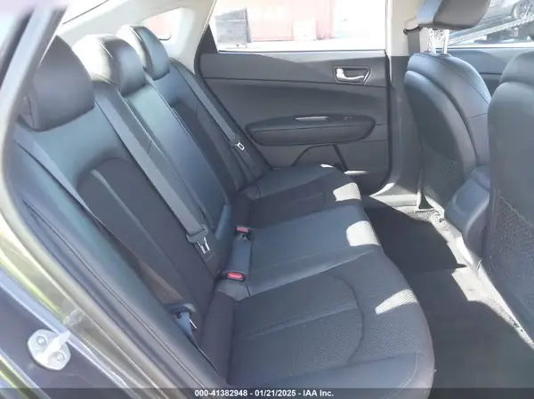 5XXGT4L3XKG313593 2019 KIA OPTIMA - Image 8