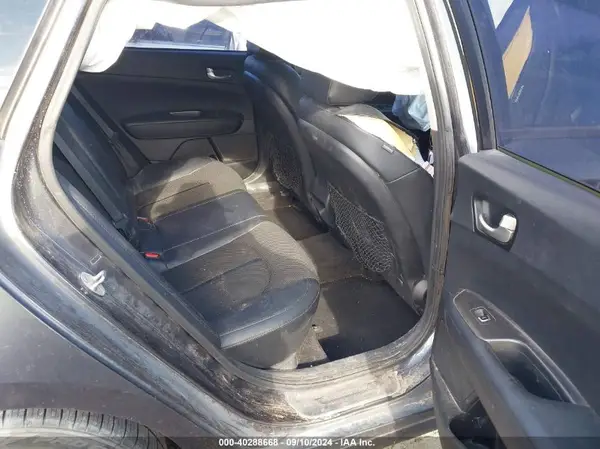 5XXGT4L3XKG314968 2019 KIA OPTIMA - Image 8