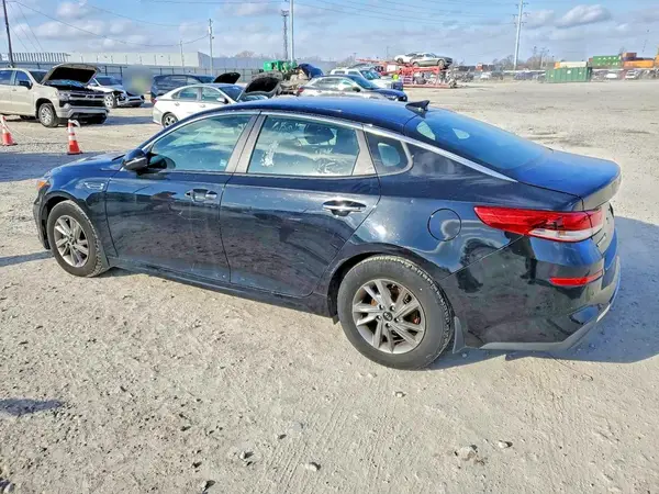5XXGT4L3XKG317286 2019 KIA OPTIMA - Image 2