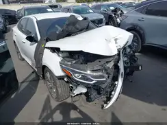 5XXGT4L3XKG318082 2019 KIA OPTIMA