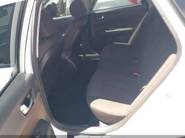 5XXGT4L3XKG318969 2019 KIA OPTIMA - Image 8