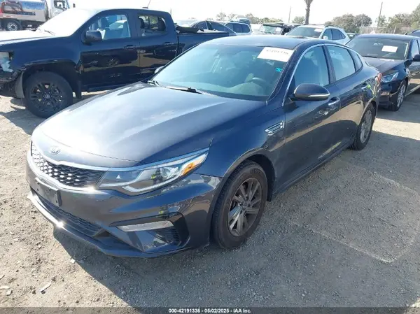 5XXGT4L3XKG322262 2019 KIA OPTIMA - Image 2