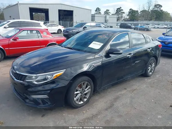 5XXGT4L3XKG322875 2019 KIA OPTIMA - Image 2