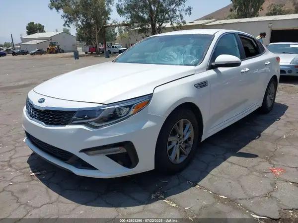 5XXGT4L3XKG324156 2019 KIA OPTIMA - Image 2