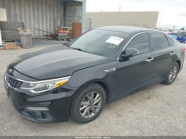 5XXGT4L3XKG325338 2019 KIA OPTIMA - Image 2