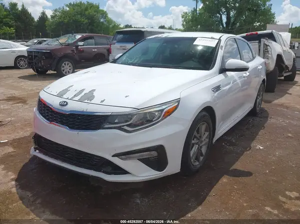 5XXGT4L3XKG326666 2019 KIA OPTIMA - Image 2