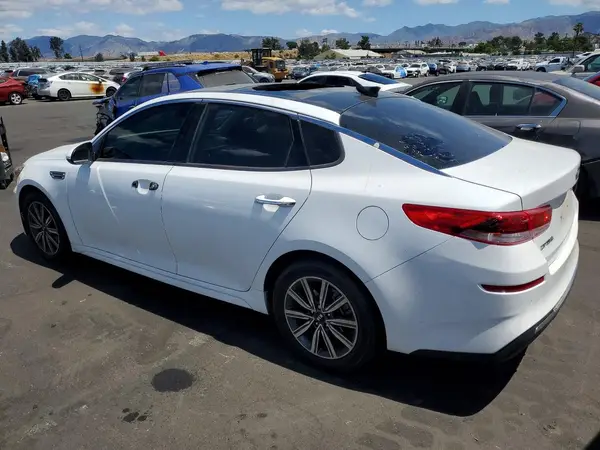 5XXGT4L3XKG327056 2019 KIA OPTIMA - Image 2
