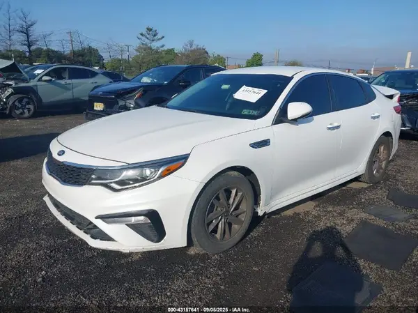 5XXGT4L3XKG327106 2019 KIA OPTIMA - Image 2