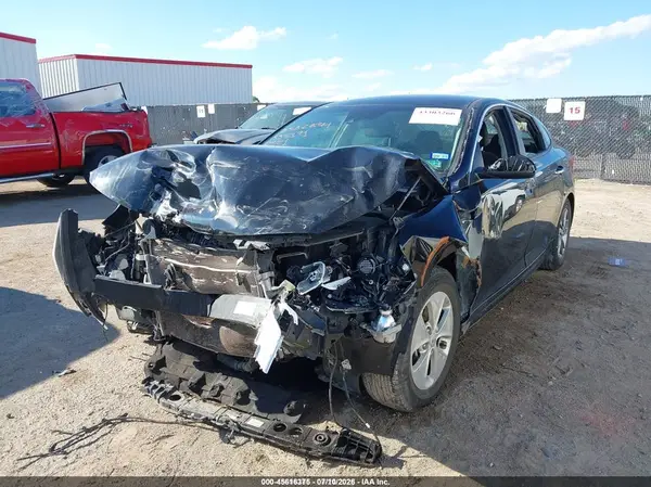 5XXGT4L3XKG333391 2019 KIA OPTIMA - Image 2