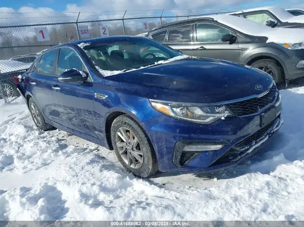 5XXGT4L3XKG334184 2019 KIA OPTIMA - Image 1