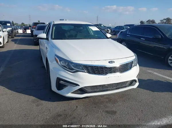 5XXGT4L3XKG335044 2019 KIA OPTIMA - Image 1