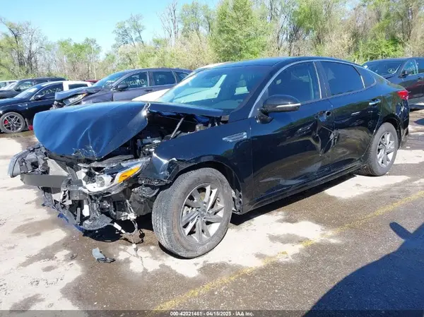 5XXGT4L3XKG335125 2019 KIA OPTIMA - Image 2