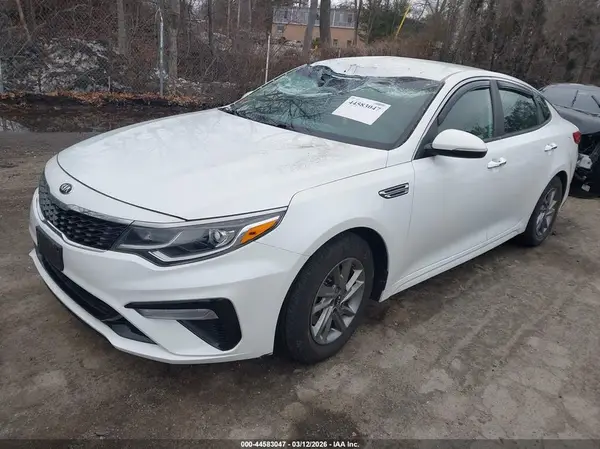 5XXGT4L3XKG335495 2019 KIA OPTIMA - Image 2
