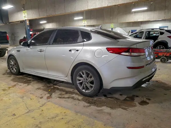 5XXGT4L3XKG336906 2019 KIA OPTIMA - Image 2