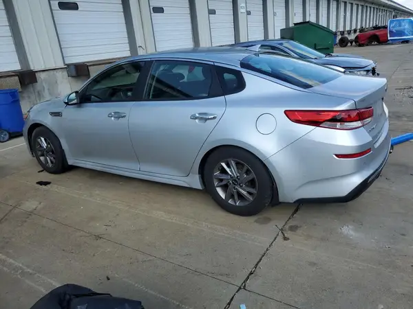 5XXGT4L3XKG338722 2019 KIA OPTIMA - Image 2