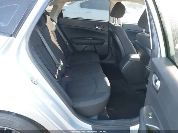 5XXGT4L3XKG339790 2019 KIA OPTIMA - Image 8