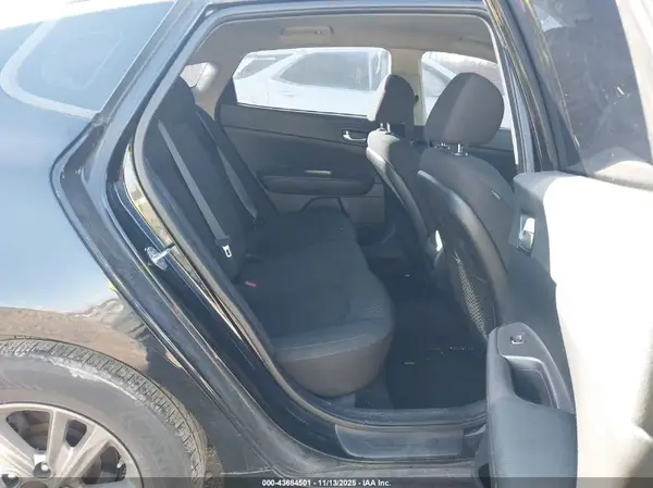 5XXGT4L3XKG342253 2019 KIA OPTIMA - Image 8