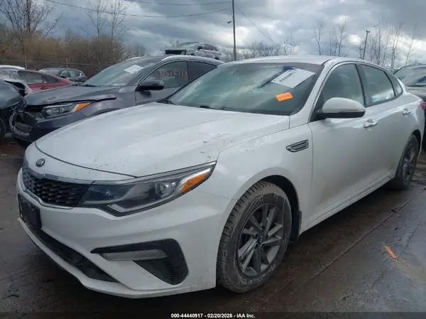 5XXGT4L3XKG343967 2019 KIA OPTIMA - Image 2