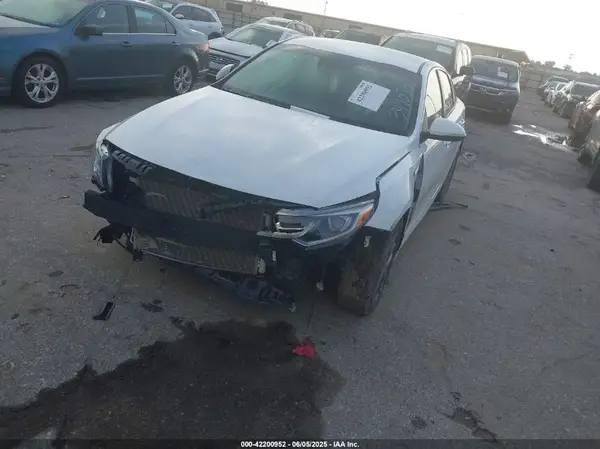 5XXGT4L3XKG349073 2019 KIA OPTIMA - Image 2