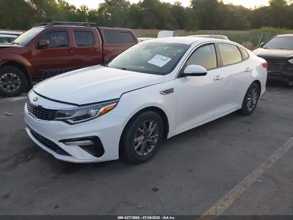 5XXGT4L3XKG352393 2019 KIA OPTIMA - Image 2