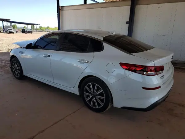 5XXGT4L3XKG356864 2019 KIA OPTIMA - Image 2