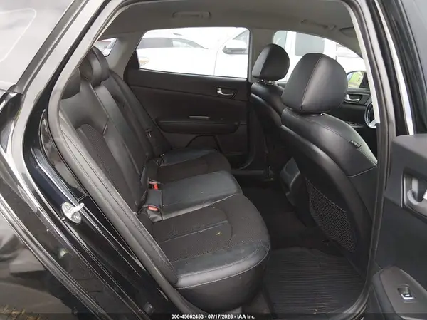 5XXGT4L3XKG356959 2019 KIA OPTIMA - Image 8