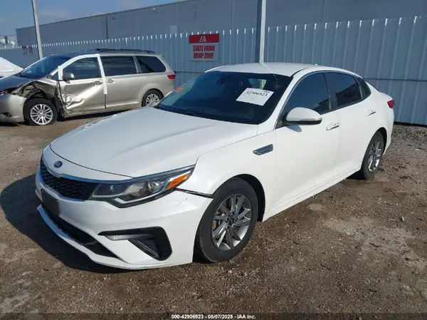 5XXGT4L3XKG357349 2019 KIA OPTIMA - Image 2