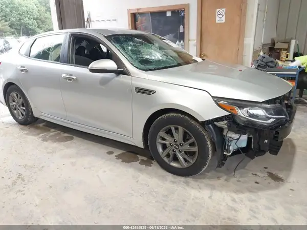 5XXGT4L3XKG358341 2019 KIA OPTIMA - Image 1