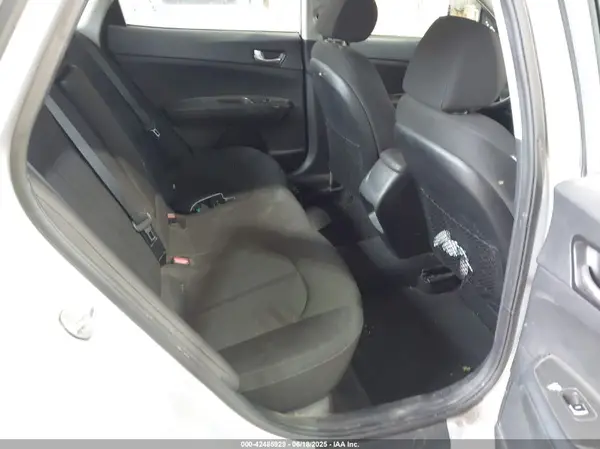 5XXGT4L3XKG358341 2019 KIA OPTIMA - Image 8