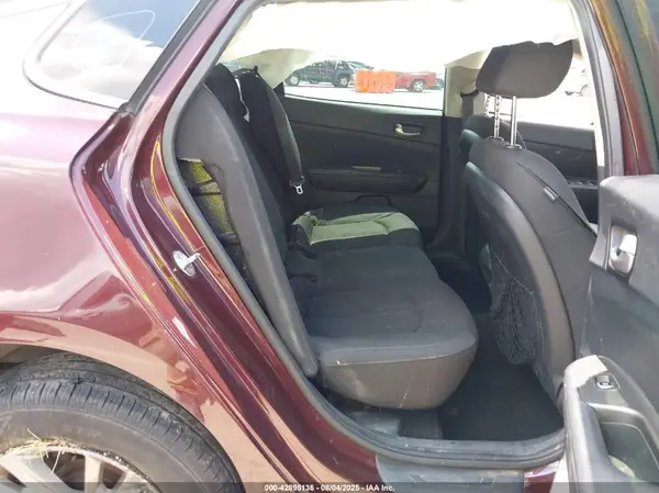 5XXGT4L3XKG359697 2019 KIA OPTIMA - Image 8