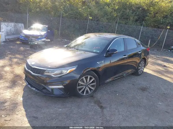 5XXGT4L3XKG360347 2019 KIA OPTIMA - Image 2
